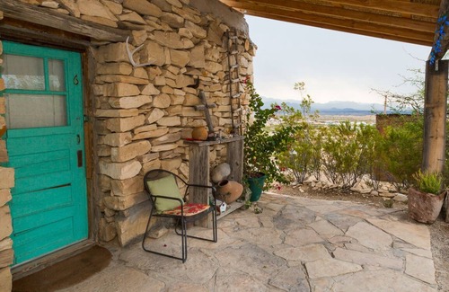 Study Butte-Terlingua Apartment | Mimi's Guestroom - Texas' best kept secret!