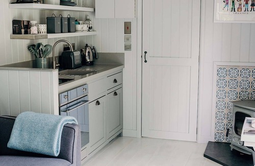 Lifton Cottage | Mimi's Meadow-UK36576