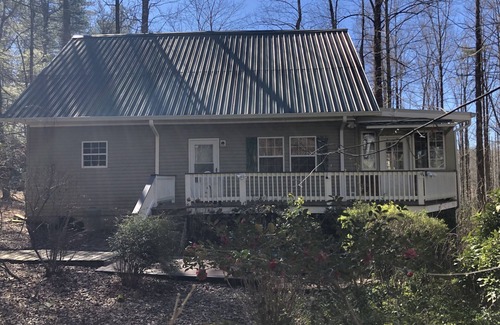 Clarkesville Cottage | Mimi’s House at Goshen Falls Near Helen and Unicoi State Park