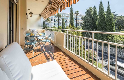 Cimiez Apartment | Mimosa 2 bedroom apartment VRBO