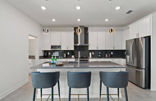 Melbourne Beach House | Mimosa Manor | Brand-New Beachfacing Villa w PVT Pool, Theater, Arcade, & More