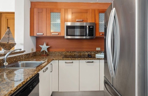 Puerta de Tierra Apartment | Mimosa Studio | located at the Condado Lagoon Villas building in Condado
