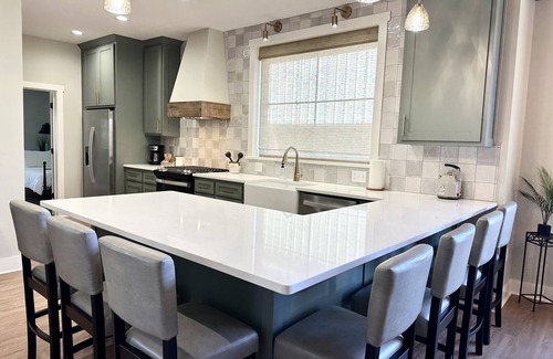 Nashville House | MINE CREEK COTTAGEn3 King Beds 2 Full BathsnSleeps 7
