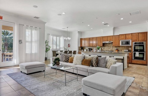 Desert Hot Springs House | Mineral Springs pool -2 acre+mountain views, games, karaoke, fitness, privacy,PS