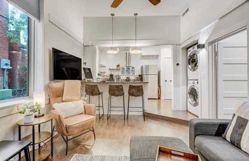 Colorado Springs Apartment | Miners Anvil! Steps to Historic District & OCC