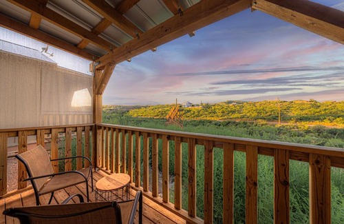 Tombstone Ski Chalet | Miners Cabin #2 - King Bed - Accessible Room - Private Balcony