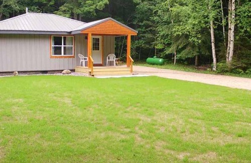 Munising Cabin | Miners Cabin - Pictured Rocks Lodging