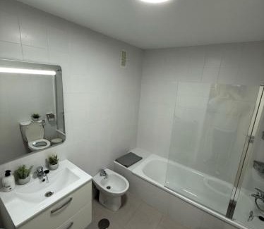 Camas Bed & Breakfast | Mini Estudio LOVELY SEVILLA con baño compartido