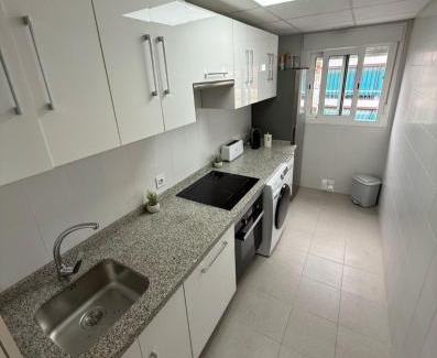 Camas Bed & Breakfast | Mini Estudio LOVELY SEVILLA con baño compartido