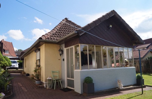 Georgsmarienhuette House | Mini house :-) with parking space