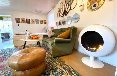 Georgsmarienhuette House | Mini house :-) with parking space