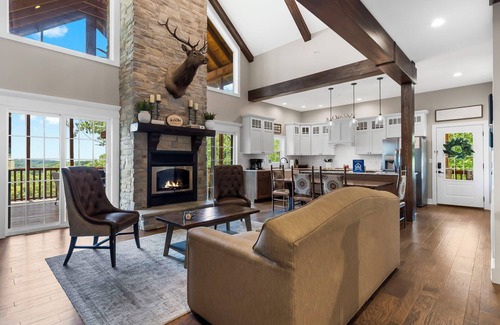 Ridgedale House | Mini private Resort Lodge! Private Pool & Hot Tub, Game Tables, Zip Line, 20 acres w/Walking Trails!