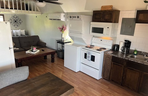 Wichita Falls Cabin | Mini Sheshed