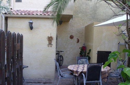 Bravone Apartment | Mini Villa direct access to the sea 150 m, Courtyard, WIFI, Parking, closed garage