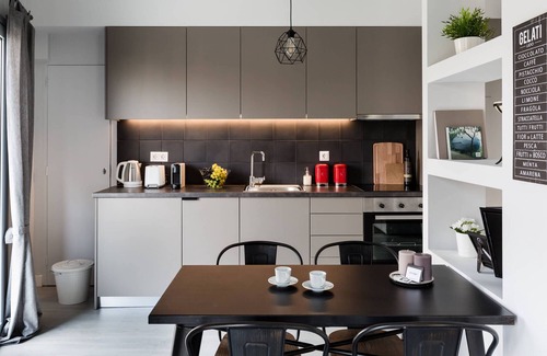 Ilisia Apartment | Minimal 2BD Apartment with Lycabettus view