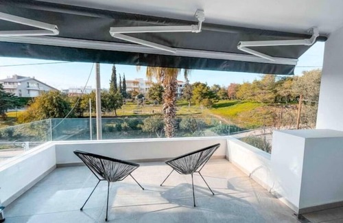Voula House | Minimal Mezzonette with pool close to beach