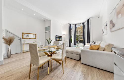 Holland Park Apartment | Minimalist Luxe 2BR Designer Retreat in Prime Kensington for 6 Next to Station Harrods