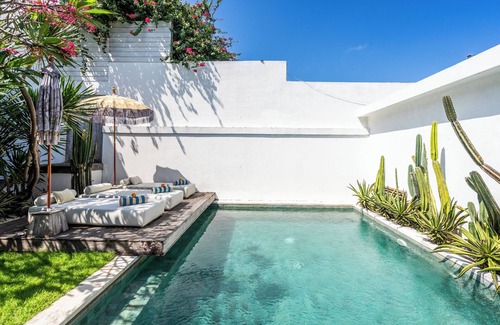 Munggu Villa | Minimalist Luxury 6Bedroom 150m frm Lyma Beach