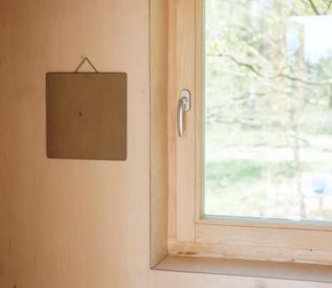 Brochow House | Minimalistyczny domek przy Kampinosie