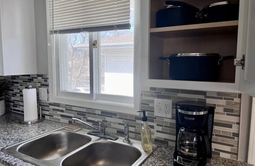 Edina House | Minneapolis/Edina Duplex - Entire home in Edina, Minnesota, United States