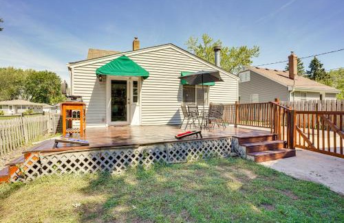 Golden Valley House | Minneapolis Home Mins From US Bank Stadium and More