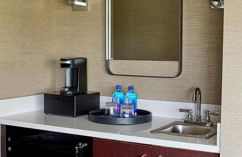 St. Louis Park Hotel | Minneapolis Marriott West