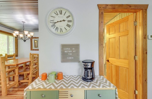 Ossipee Cottage | Minnesota Cabin w/Deck & Private Beach