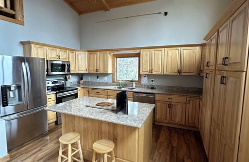 Ely Cabin | Minnesota lakefront home/cabin near Tower and Ely, close to Bear Head State Park