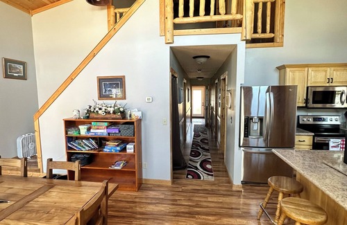 Ely Cabin | Minnesota lakefront home/cabin near Tower and Ely, close to Bear Head State Park