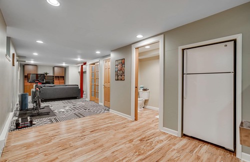 Kingfield House | MINNeSTAY* Lyndale Bungalow | Lakes | Downtown