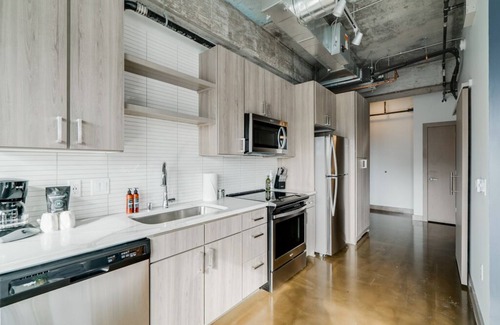 Warehouse District Apartment | MINNeSTAY* Sable 508 One Bedroom |