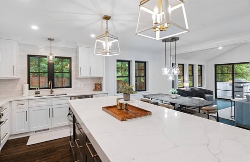 Wayzata House | MINNeSTAY* Wayzata Cove | Minnetonka