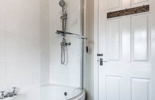 Birchington House | Minnis Bay Retreat - Charming two bedroom property