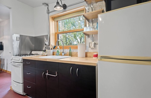 Santa Rita Park House | Mins to Downtown and the Gem Show! - Cafè Casita