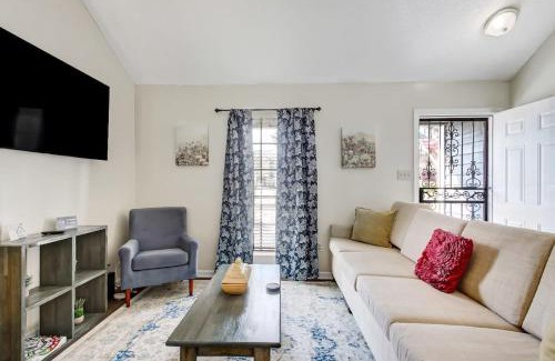 Savannah House | Mins to Downtown & Islands! Robinhood Cottage