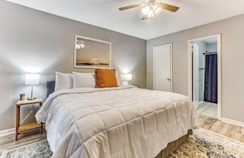 Savannah House | Mins to Downtown & Islands! Garfield Getaway