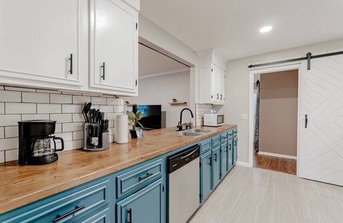 Irmo House | Mins to Lake Murray & Downtown - The Settle-Inn