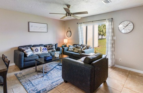 Mary Esther House | Mins to the beach🏝 Spacious & Peaceful🌞Family Friendly☺️ Wifi