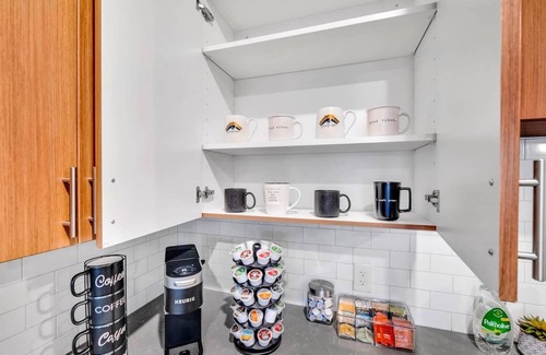 Downtown Apartment | Mins➞Downtown/Med District★ Fully Stocked★24hr Gym★2Bds★2TVs
