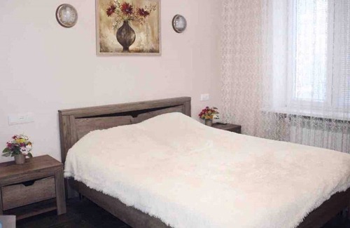 Minsk City Centre Apartment | Minsk/kirova 9/heart of the center 2r
