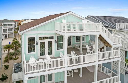 Ocean Isle Beach House | Mint Condition - Free Golf Cart