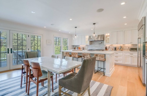 Water Mill House | Mint condition Water Mill South of the Highway with Mecox Bay access
