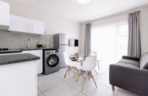 Greater Johannesburg Metropolitan Area Apartment | MINT Express Sandton View