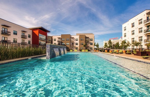 Fort Worth Cultural District Apartment | Mint House Fort Worth – Cultural District
