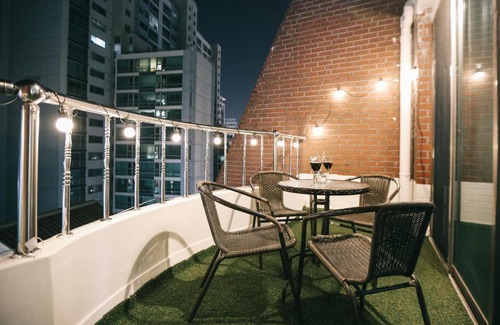 Seogyo-dong Apartment | Mint House