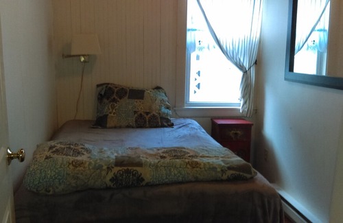 Old Orchard Beach Cabin | Minute From the Beach, Mile to the Pier