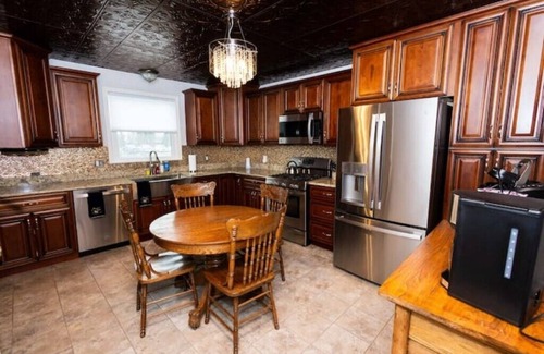 Roseville House | minutes away from Lake St. Clairnparking for boats/trailersnweekly/monthly rates