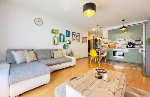 Jozsefvaros Apartment | Minutes away from the city center !