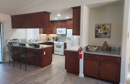 Palm Springs House | Minutes from airport and downtown PS !