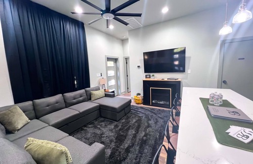 Canyon Lake House | Minutes from Canyon Lake. New construction.